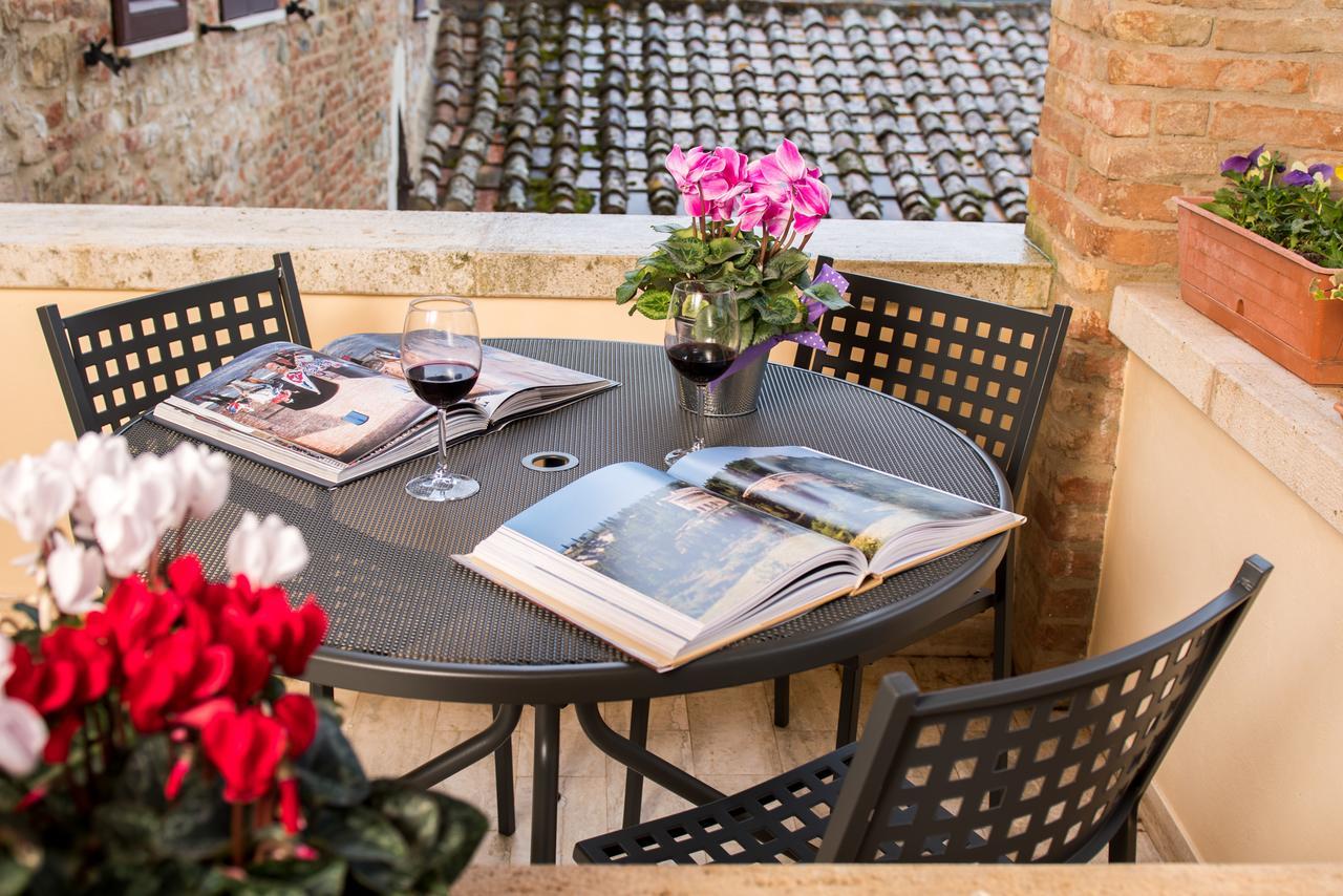 Appartamento Palazzetto เซียนา ภายนอก รูปภาพ